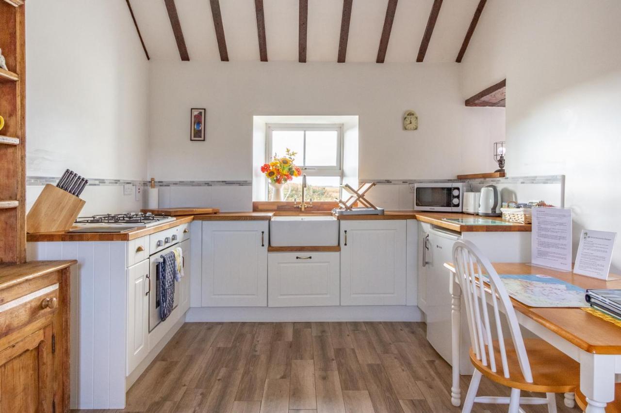 Blue Sky Cottage, Doolin Carrowauff Eksteriør bilde